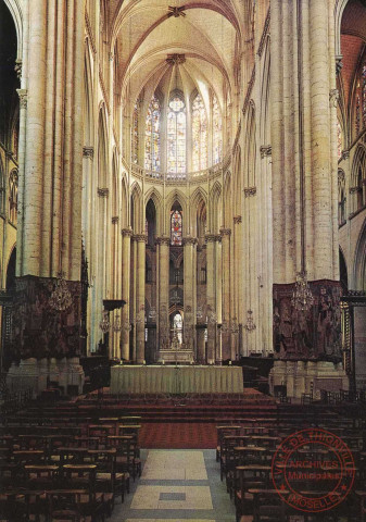 Le Mans (Sarthe) - Intérieur de la Cathédrale St Julien - Le Chœur