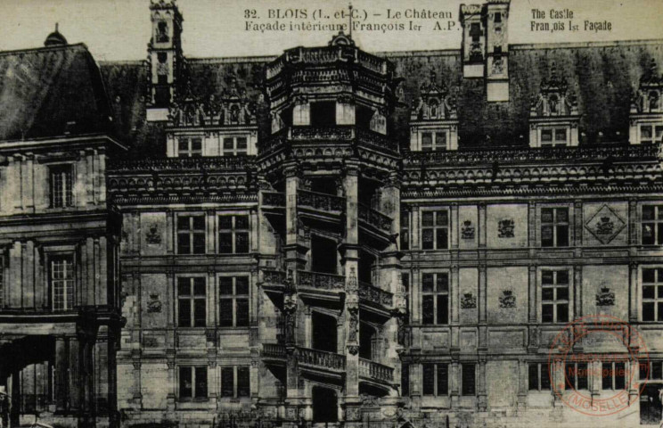 BLOIS / Le Château / Façade intérieur François Ier