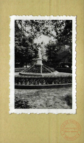 [Thionville - Nymphe du Square Place de la République]