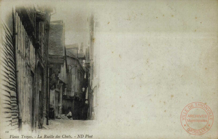 Vieux Troyes - La Ruelle des Chats