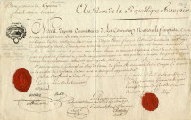Brevet provisoire de capitaine au 8ème régiment de chasseurs à cheval délivré en conseil de guerre dans Mayence bloquée au citoyen Etienne François Le Crosnier, lieutenant dans la même unité signatures : Merlin de Thionville, Reubell, d'Oyré. 2 cachets de cire 'République Française'.
