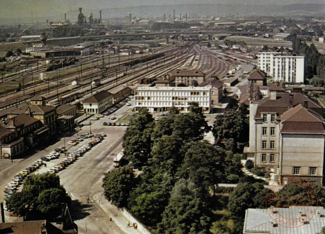 Thionville - Vue sur la Gare et le Réseau ferroviaire