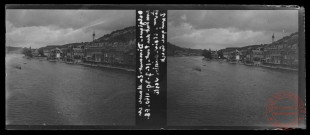 Belgique - Dinant, la Meuse en amont du pont