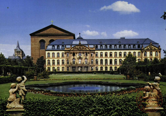 TRIER. Palastgarden,Kurfürstliches Palais und Basilika.