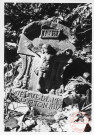 Croix située dans l'ancien cimetière de Oeutrange (à droite de l'église). Elle est datée 1817