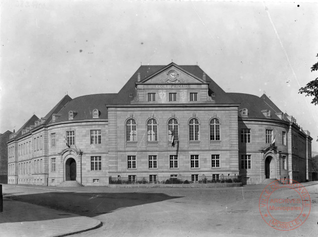 Ecole Poincaré