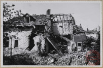 38 route de Metz à Thionville. Maison totalement détruite par une bombe.