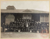 [Photo de groupe de la musique des sapeurs-pompiers le 14 juillet 1922