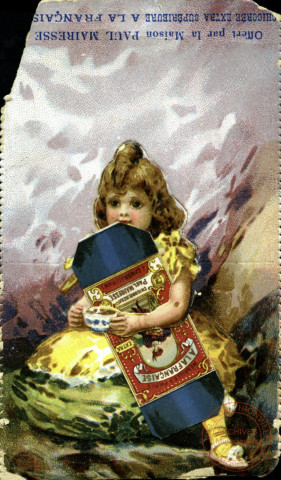 Enfant: fillette portant un paquet de chicorée amovible.