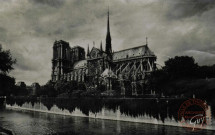 Abside de la Cathédrale Notre-Dame.( 1163-1260).