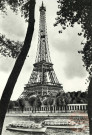 Paris La Tour Eiffel.
