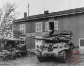 Tank M10 Destroyer, rue Nationale à Metzervisse en novembre 1944