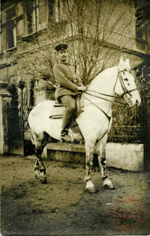 Diedenhofen - [Cavalier allemand du Ersatzbataillon Fussartillerie n°16 au Couronné de Yutz vers 1910]