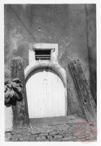 Maison du régisseur du Château, 38 rue des Seigneurs à Rodemack. Entrée de la cave
