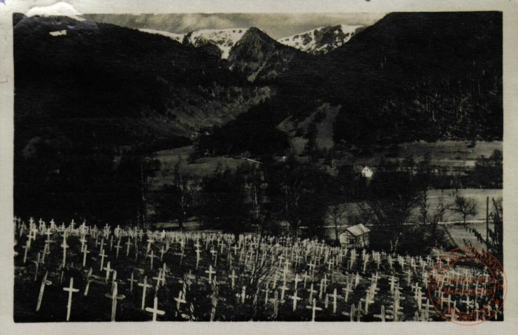 Cimetière de Metzeral avec Hohneck