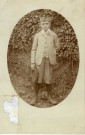 [Photographie d'un jeune garçon en juin 1915]