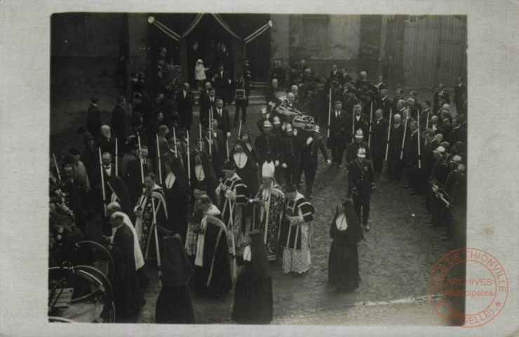 Thionville [Enterrement du Comte de Berthier en 1926]