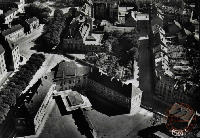 Thionville (Moselle) - Vue aérienne - Ecole Poincaré