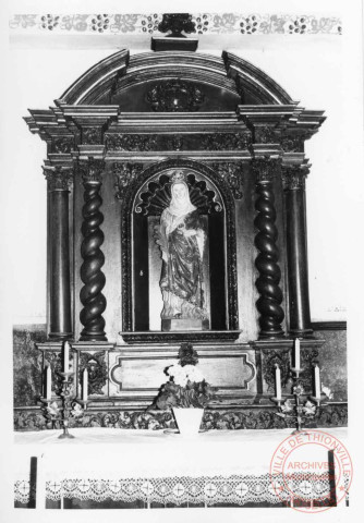 Chapelle Saint-Pierre de Semming (commune de Rodemack), 4 rue des Calvaires. Autel latéral XVIIIe