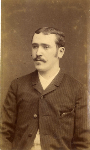 [Portrait de Nicolas Pierra, vers 1890]
