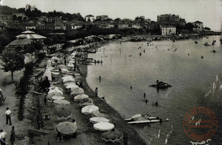 Sainte-Maxime-Sur-Mer (Var) - Vue générale de la Plage