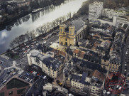 Vue aérienne de Thionville - Centre-ville du Quai Crauser jusqu'au parc Wilson (Eglise Saint-Maximin, Beffroi)