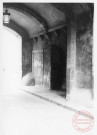 Rue des Clarisses, porche des tours jumelles - Thionville