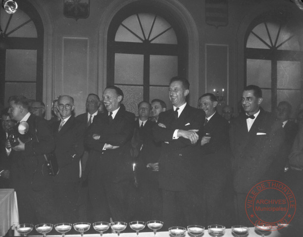 [Légion d'Honneur au Beffroi en mai 1961]