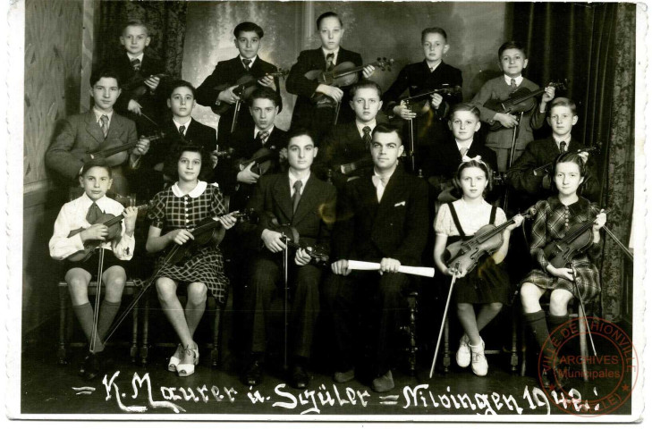 K. Maurer und Schüler - Nilvingen 1942