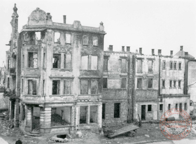 L'hôtel Terminus après les bombardements de 1944