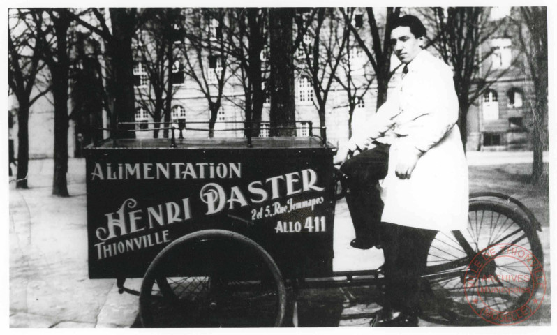 Epicerie Henri Daster, 5 rue de Jemmapes en 1930.