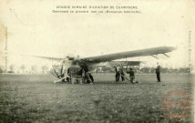 Grande Semaine d'Aviation de Champagne. Demanest va prendre son vol ( Monoplan Antoinette).