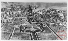 40. La raffinerie de pétrole - Raffinerie de pétrole de Gonfreville-l'Orcher (Estuaire de la Seine)