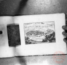Gravure de la ville, citadelle et château de Casal (aujourd'hui ville d'Italie, Casale Monferrato), extrait de "Les plans et profils des principales villes et lieux considérables du Duché du Luxembourg", par le Chevalier de Beaulieu (vers 1660-1665)