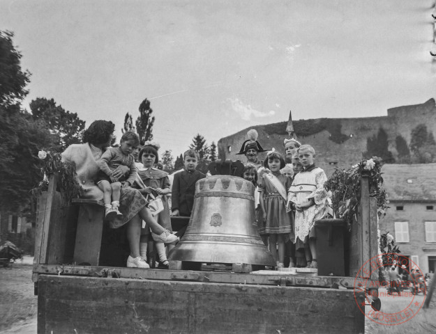 [Bénédiction des cloches à Sierck-les-Bains]