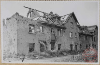 Logements d'Angevillers - cité: n°33, 35, 37, 39, 41, 43 vue de devant.