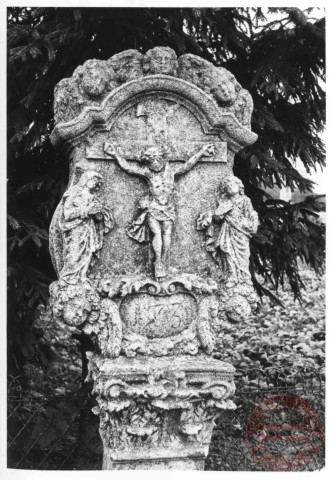 Calvaire de 1731 dédié à Saint-Augustin à Boust (R.D.57 à gauche vers Breistroff-la-Grande)