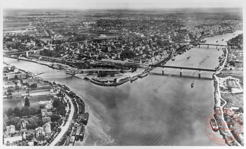 13. Le confluent - Le confluent de l'Oise et de la Seine à Conflans-Sainte-Honorine