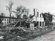 Caserne détruite après les bombardements de 1944