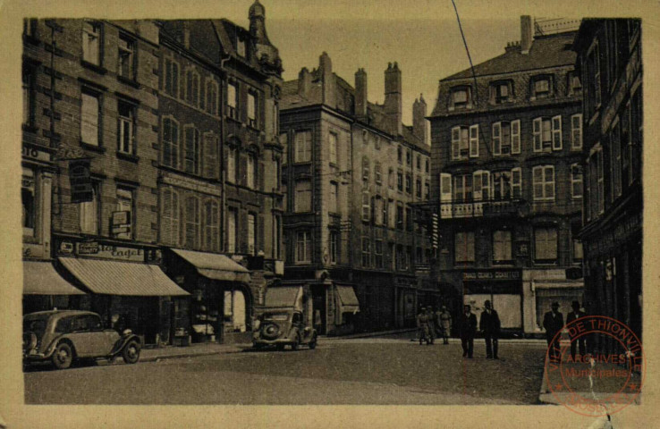 Thionville (Moselle) - Place au bois