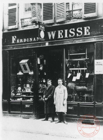 Quincaillerie Ferdinand Weisse, 364 rue de Luxembourg (actuellement 10)