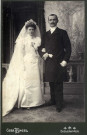 [Photographie de mariés dans les années 1900]