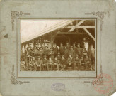[Photographie d'un groupe de mineurs à Algrange vers 1900]
