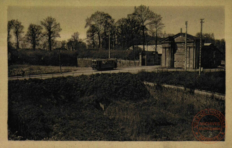 Thionville (Moselle) - Porte de Saar-Louis