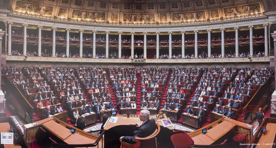 [Vue de l'hémicycle de l'Assemblée Nationale, le 3 juillet 2012]