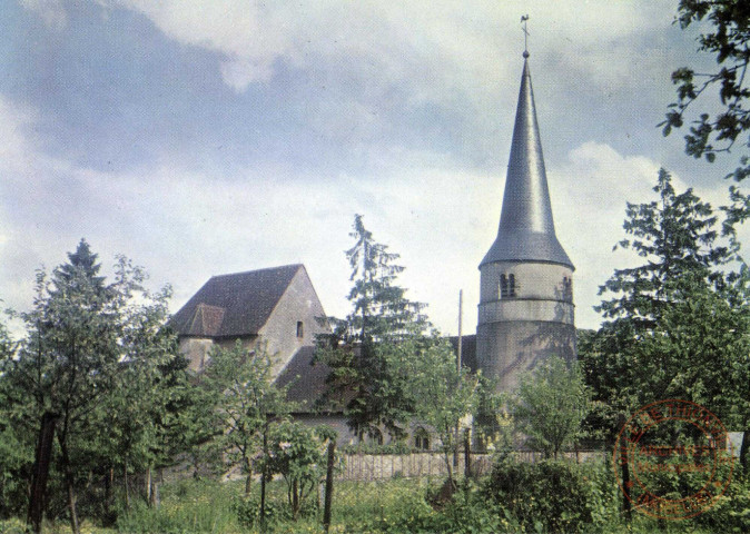 Église de Zetting ( Moselle). Tour du IX siècle. Coeur et nef du XV siècle.