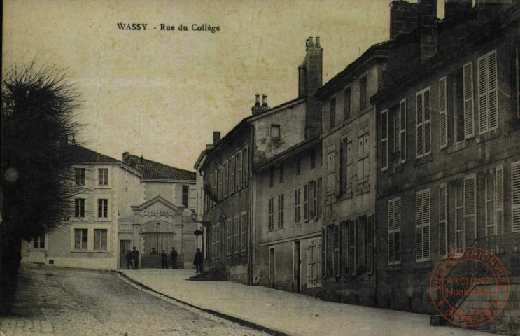 WASSY / Rue du Collège