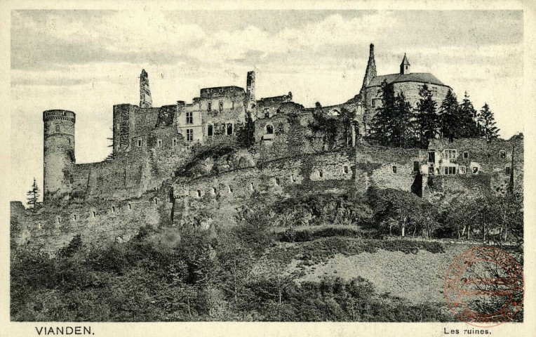 VIANDEN. Les Ruines.