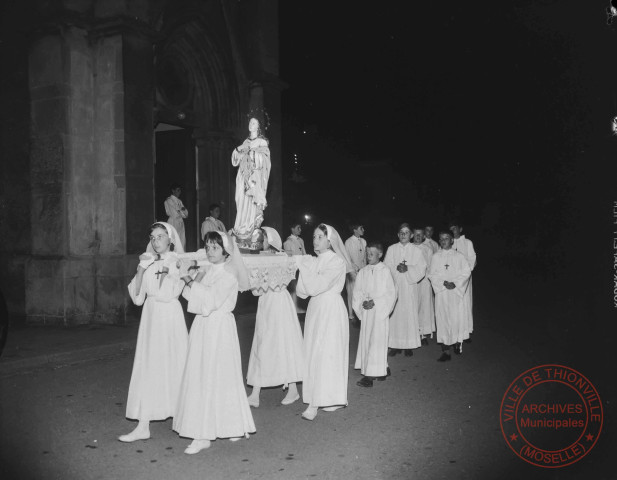 [Procession de la Vierge]