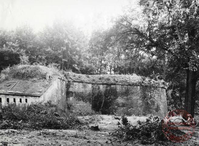 [Photographie du bastion du Luxembourg avant sa démolition dans les années 1960]